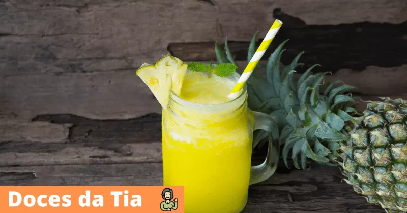 Smoothie de Gravidez de Abacaxi e Manjericão