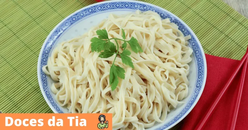 Melhor Macarrão Alho e Óleo Simples